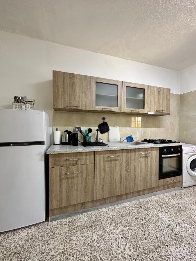 Arya Seaview Apartment In The Heart Of Coral Bay (Adults Only) Exteriör bild